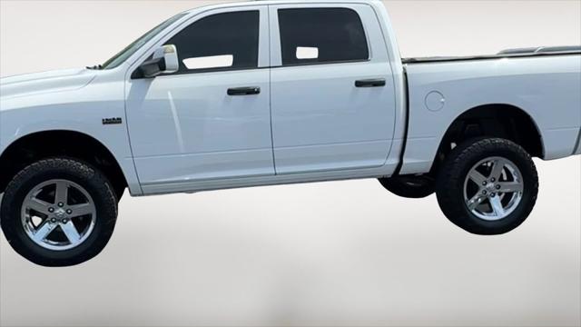 2017 Ram 1500 Express Crew Cab 4x4 5'7" Box