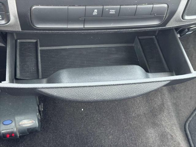 2017 Ram 1500 Express Crew Cab 4x4 5'7" Box