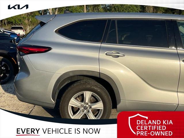 2022 Toyota Highlander LE