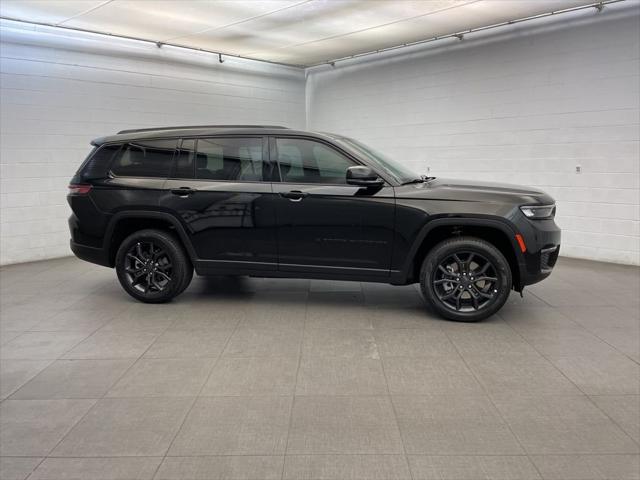 2025 Jeep Grand Cherokee GRAND CHEROKEE L LIMITED 4X4 2025 Jeep Grand Cherokee GRAND CHEROKEE L LIMITED 4X4