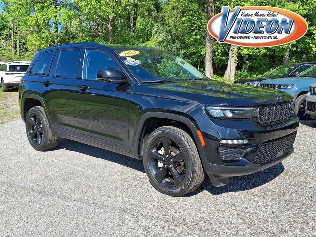 2023 Jeep Grand Cherokee Limited 4x4 2023 Jeep Grand Cherokee Limited 4x4