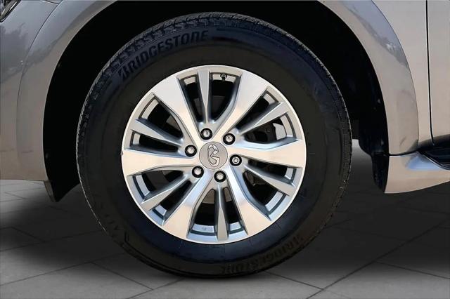 2016 INFINITI QX80 Standard
