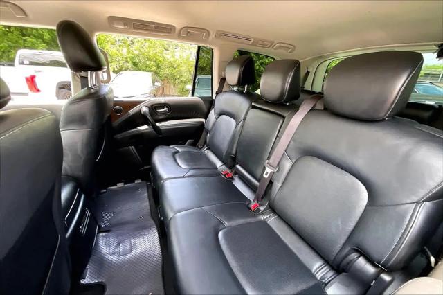2016 INFINITI QX80 Standard