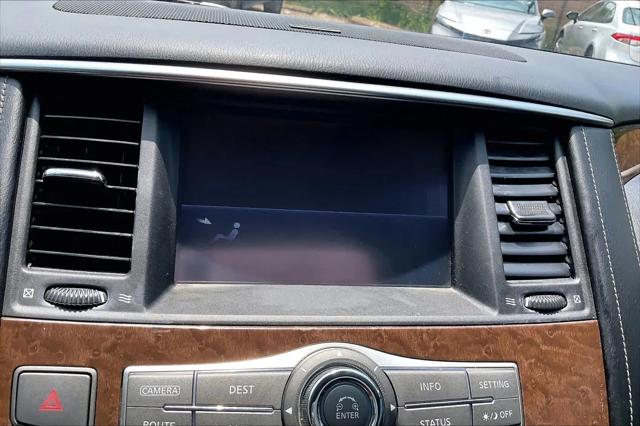 2016 INFINITI QX80 Standard