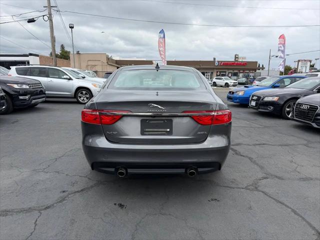 2017 Jaguar XF 35t Premium
