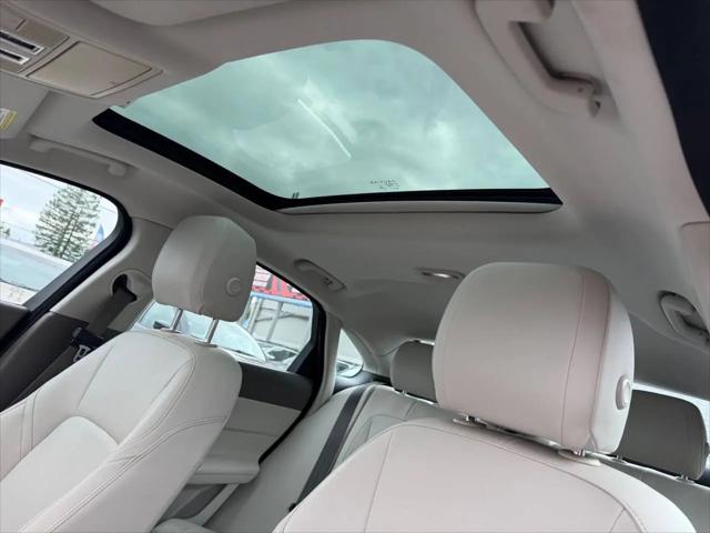 2017 Jaguar XF 35t Premium