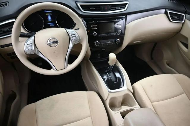 2015 Nissan Rogue S