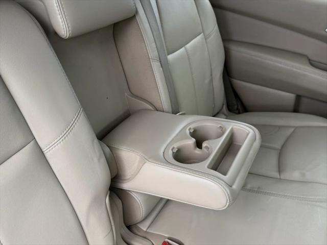2014 Nissan Pathfinder SL