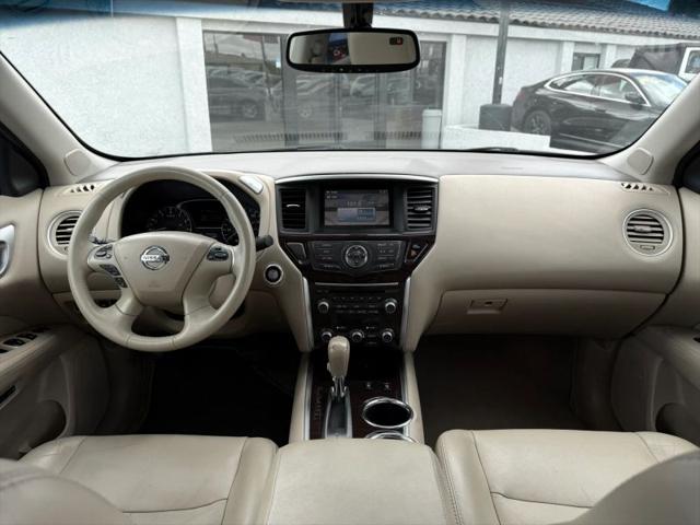 2014 Nissan Pathfinder SL