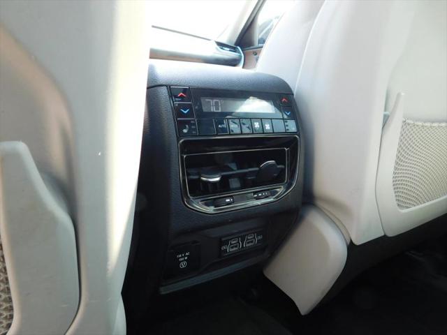 2022 Jeep Grand Cherokee L Summit 4x4