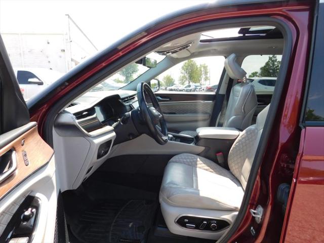 2022 Jeep Grand Cherokee L Summit 4x4