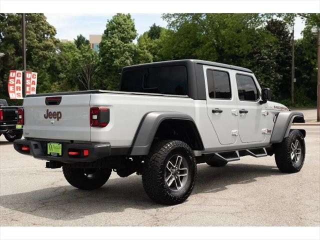 2024 Jeep Gladiator Sport
