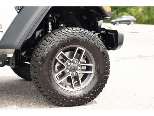 2024 Jeep Gladiator Sport