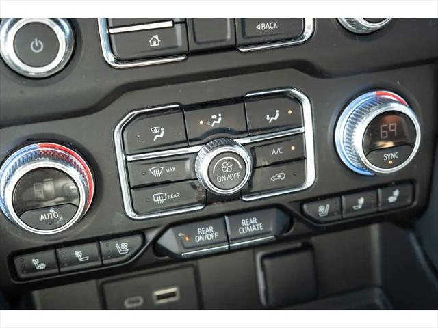2022 GMC Yukon XL 4WD AT4