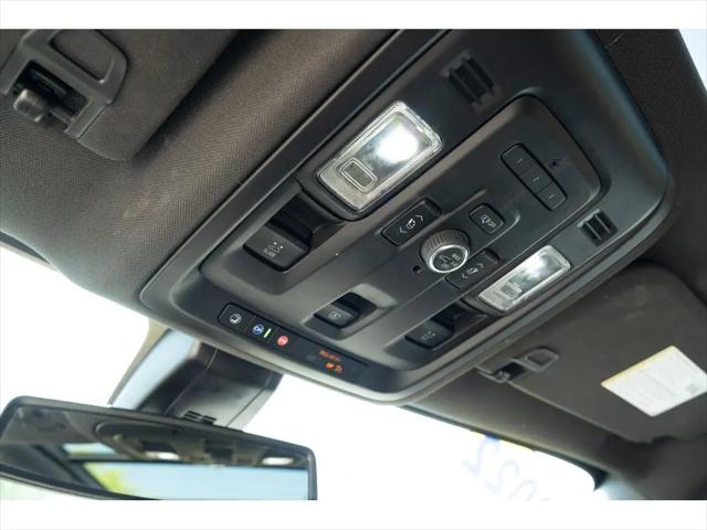 2022 GMC Yukon XL 4WD AT4