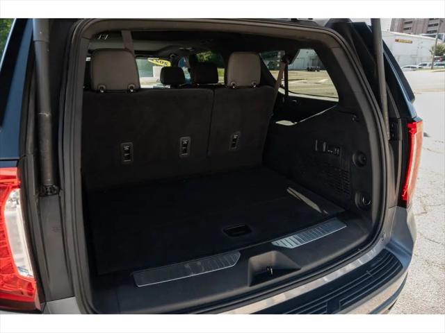 2022 GMC Yukon XL 4WD AT4