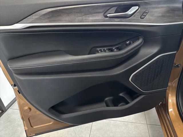 2026 Jeep Grand Cherokee L Limited Reserve