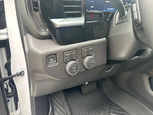 2026 Chevrolet Silverado 1500 4WD Crew Cab Standard Bed LT Trail Boss