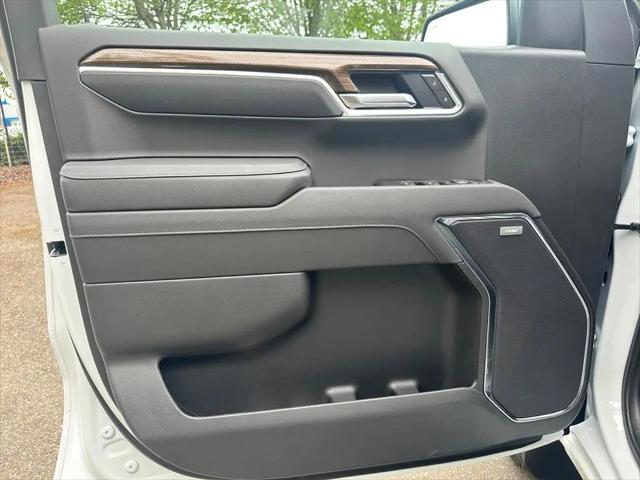 2026 Chevrolet Silverado 1500 4WD Crew Cab Standard Bed LT Trail Boss