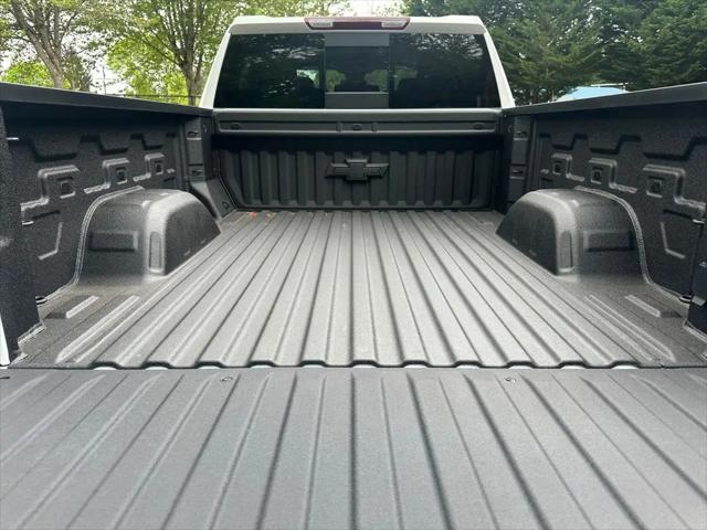 2026 Chevrolet Silverado 1500 4WD Crew Cab Standard Bed LT Trail Boss
