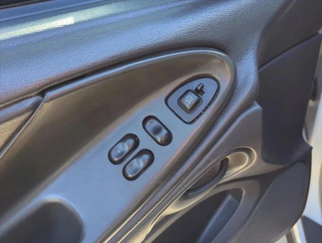 2001 Ford Mustang Cobra