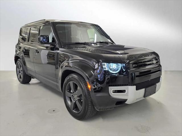 2025 Land Rover Defender 110 P300