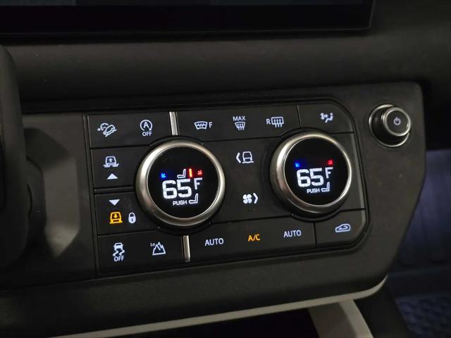 2025 Land Rover Defender 110 P300