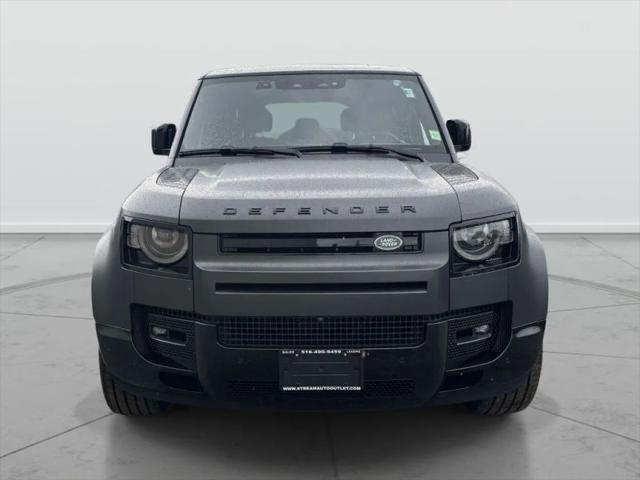 2025 Land Rover Defender 110 P525 V8