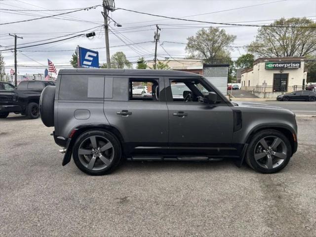 2025 Land Rover Defender 110 P525 V8