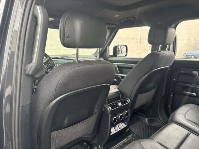 2025 Land Rover Defender 110 P525 V8