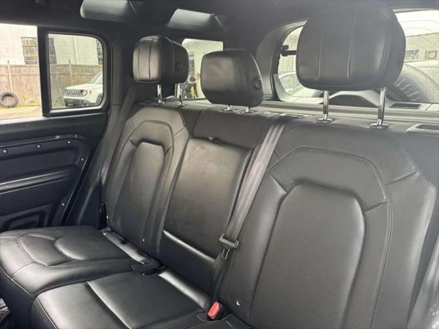 2025 Land Rover Defender 110 P525 V8