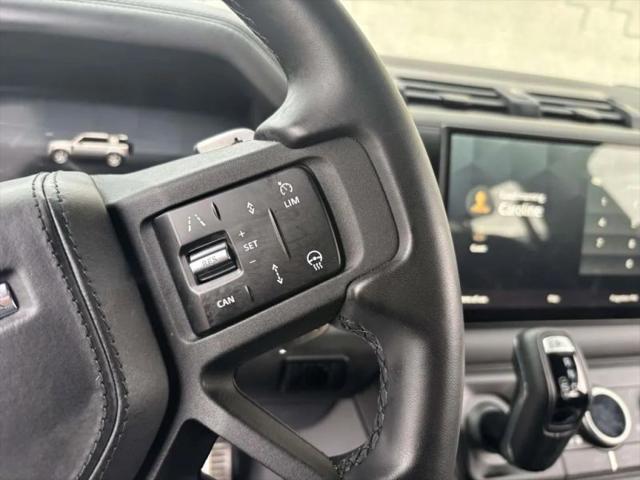 2025 Land Rover Defender 110 P525 V8