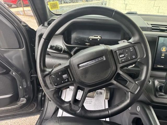 2025 Land Rover Defender 110 P525 V8