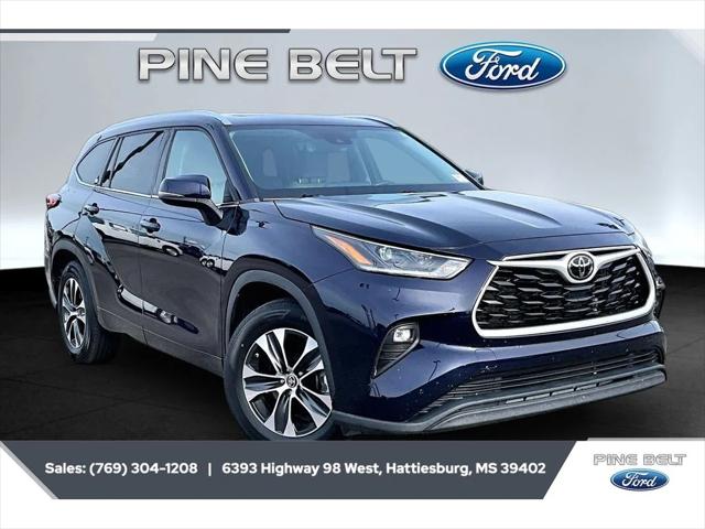 2021 Toyota Highlander XLE for sale in Hattiesburg, MS