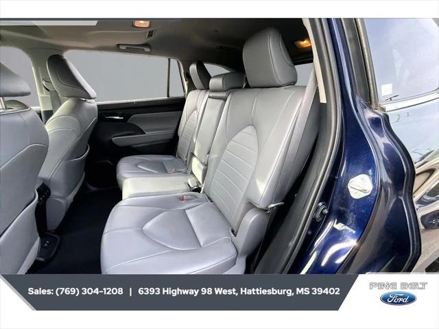 2021 Toyota Highlander XLE