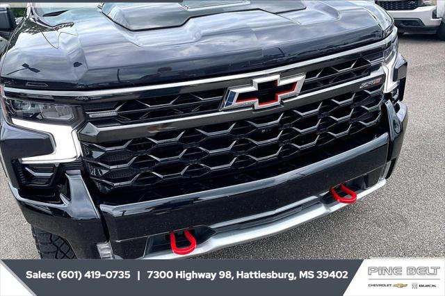 2023 Chevrolet Silverado 1500 4WD Crew Cab Short Bed ZR2