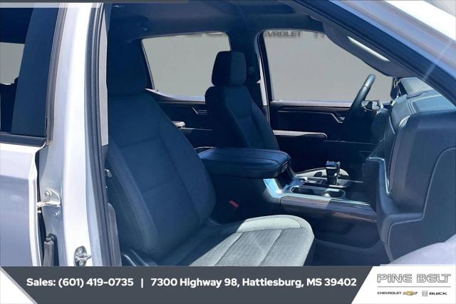 2023 Chevrolet Silverado 1500 4WD Crew Cab Short Bed RST