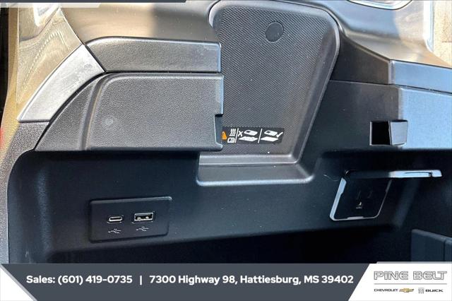 2023 Chevrolet Silverado 1500 4WD Crew Cab Short Bed RST