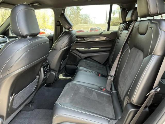 2023 Jeep Grand Cherokee L Altitude 4x4