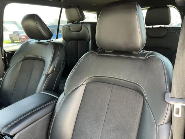 2023 Jeep Grand Cherokee L Altitude 4x4