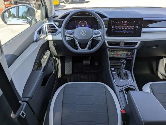 2026 Volkswagen Taos SE