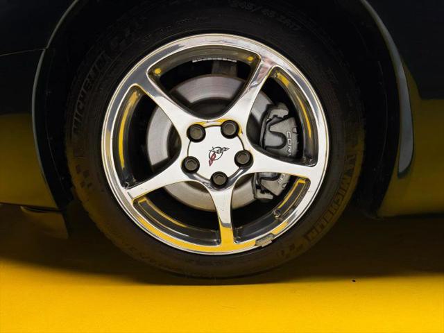 2000 Chevrolet Corvette Base