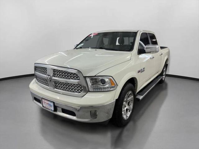 2017 Ram 1500 Laramie Crew Cab 4x4 5'7" Box