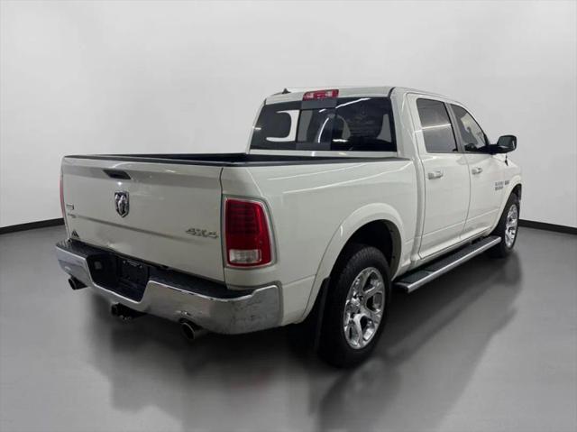 2017 Ram 1500 Laramie Crew Cab 4x4 5'7" Box
