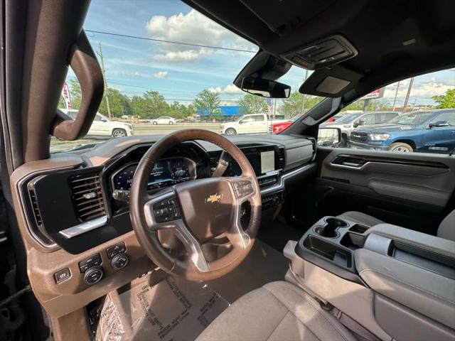 2024 Chevrolet Silverado 1500 4WD Crew Cab Short Bed LT