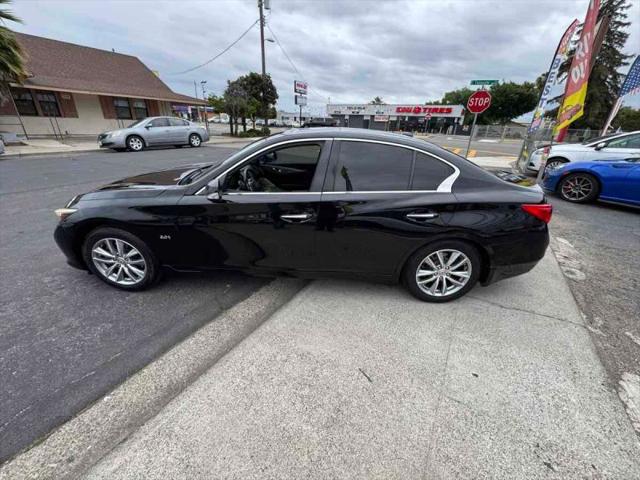 2017 INFINITI Q50 2.0t Premium