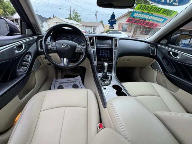 2017 INFINITI Q50 2.0t Premium