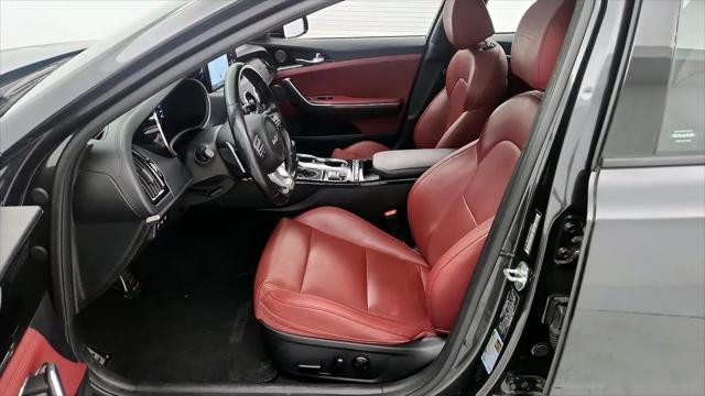 2023 Kia Stinger GT-Line