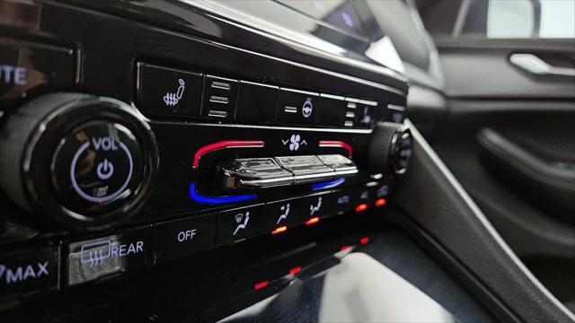 2024 Jeep Grand Cherokee Laredo X 4x2