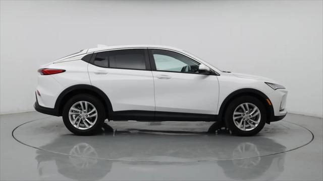 2025 Buick NV Preferred FWD